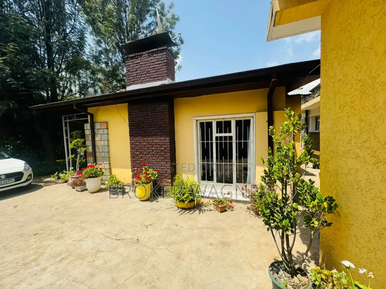 Furnished 3bdrm House in Kirkos for rent