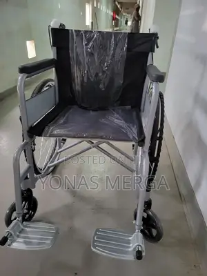 New Wheelchair Outdoor and Indoor Use Aluminium Frame
