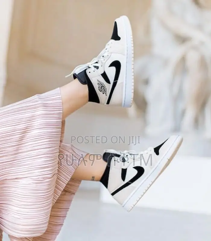 Original Air Jordan 1 Mid ‘Feminino Guava Ice’ WMNS Shoes