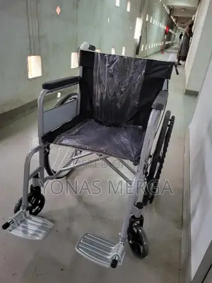 Normal Wheelchair Dimension-Expand:105x67x50cm Fold 105x92cm