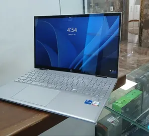 New Laptop HP Pavilion X360 8GB Intel Core I5 SSD 512GB