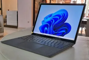 New Laptop Microsoft Surface Laptop 16GB Intel Core I7 SSD 256GB