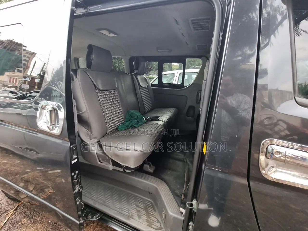 Toyota HiAce 2007 Black