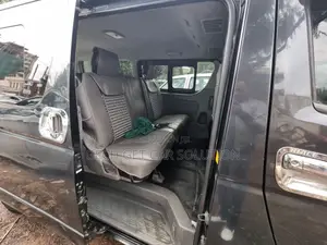 Toyota HiAce 2007 Black