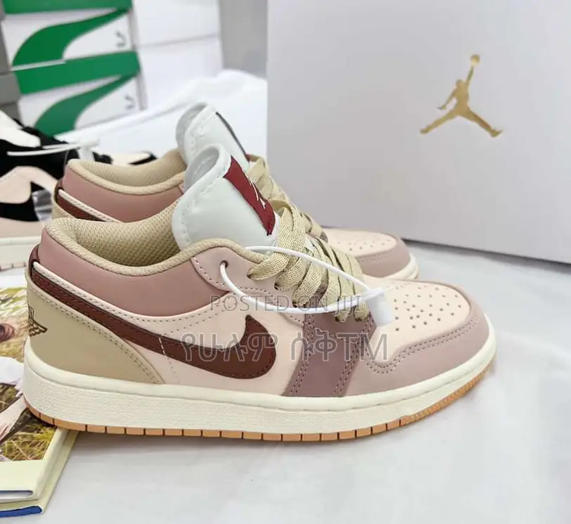 Original Air Jordan 1 Low ‘Pony Mauve’ Shoes