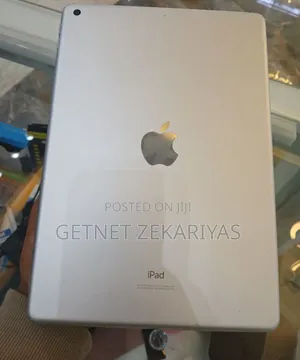 New Apple iPad 10.2 (2020) 128 GB