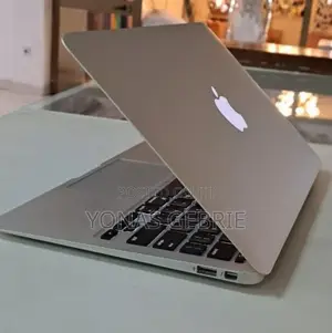 New Laptop Apple MacBook Air 2015 8GB Intel Core I5 SSD 128GB