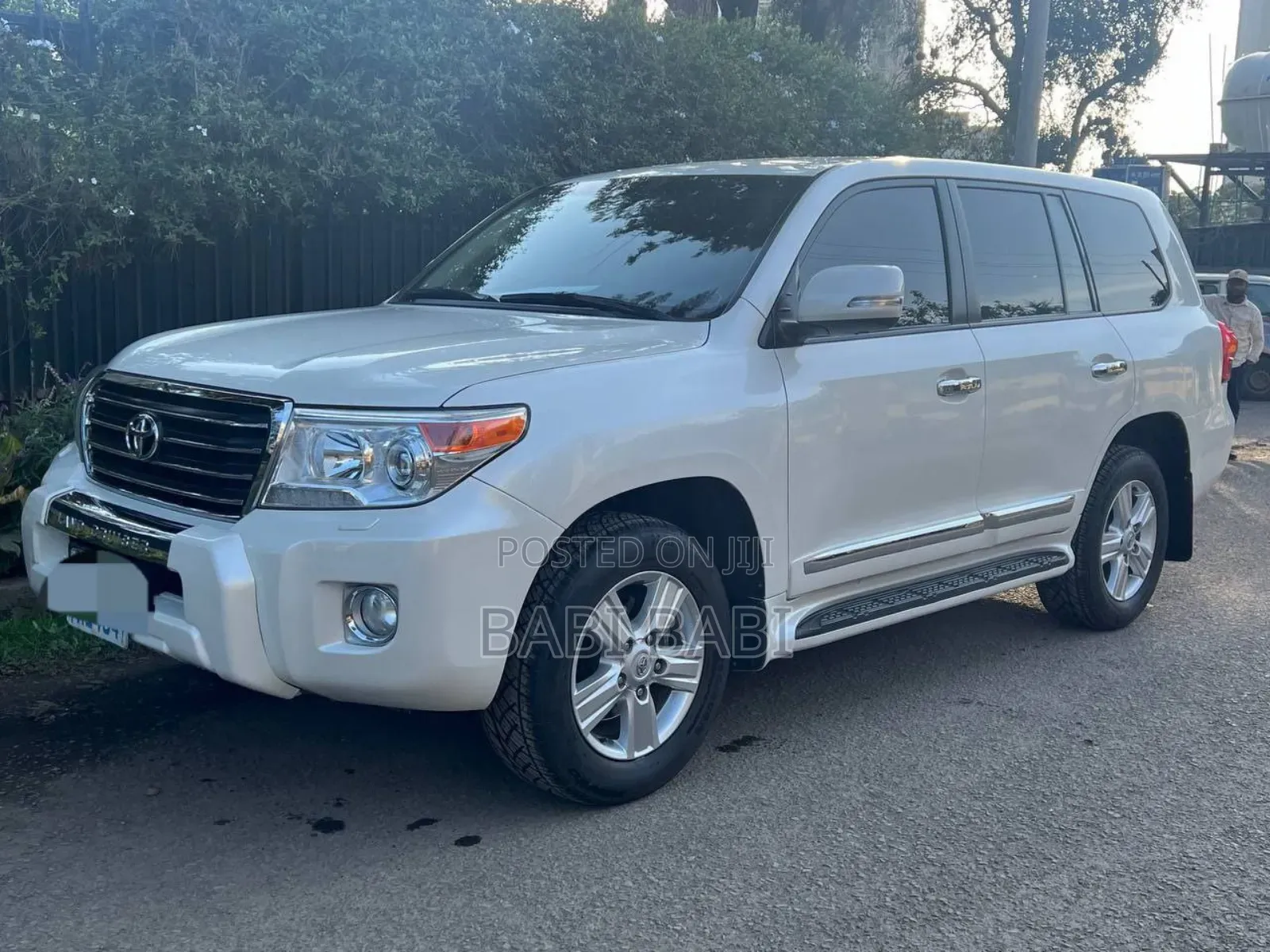 Toyota Land Cruiser 2015 White