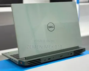 New Laptop Dell 32GB AMD Ryzen 7 SSD 512GB