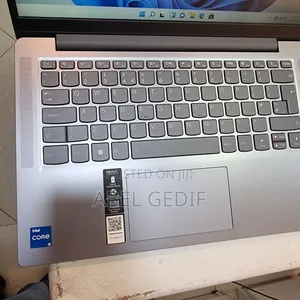 New Laptop Lenovo Ideapad 3 8GB Intel Core I5 SSD 512GB