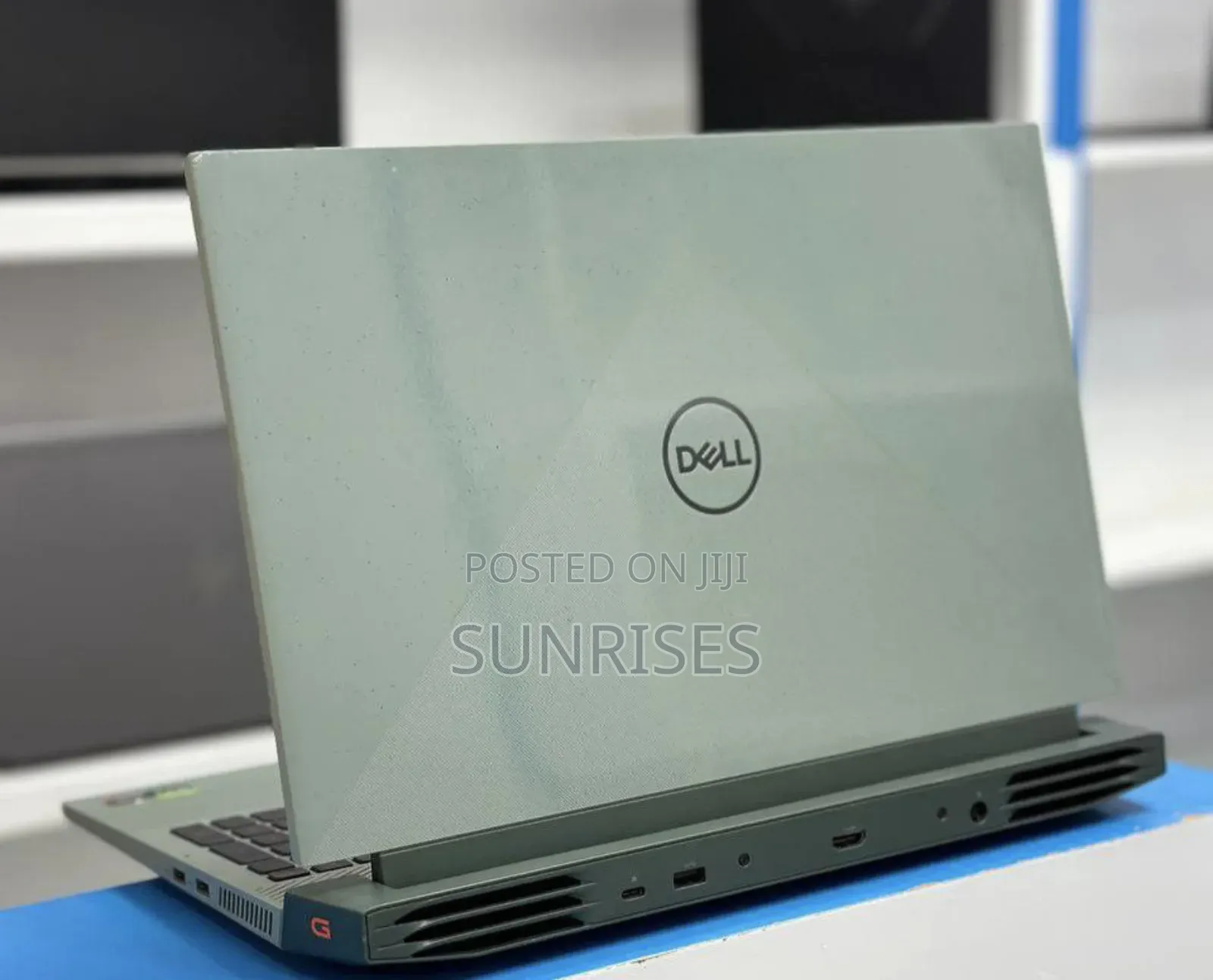 New Laptop Dell G15 5535 32GB AMD Ryzen 7 SSD 512GB