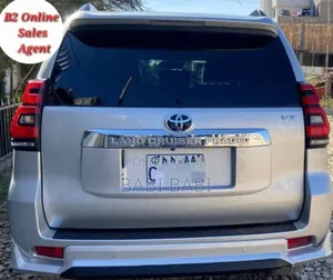 Toyota Land Cruiser Prado 2023 Silver