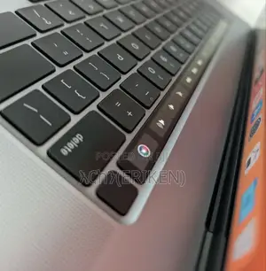 New Laptop Apple MacBook Pro 2017 16GB Intel Core I7 SSD 2T