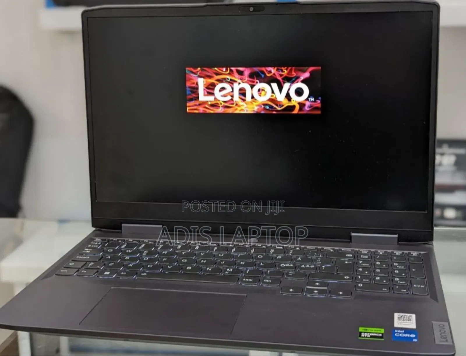 New Laptop Lenovo LOQ 15IRH8 16GB Intel Core I5 SSD 512GB