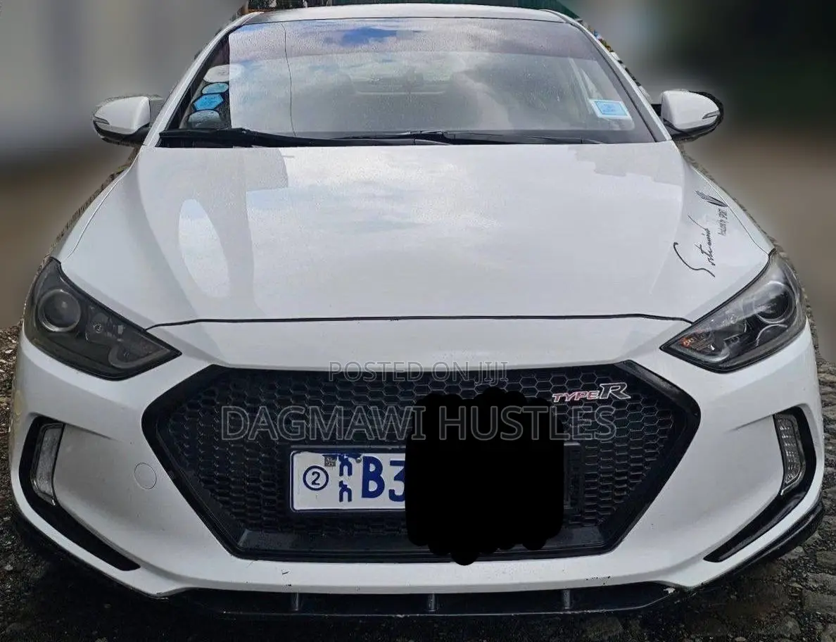 Hyundai Elantra 2017 White