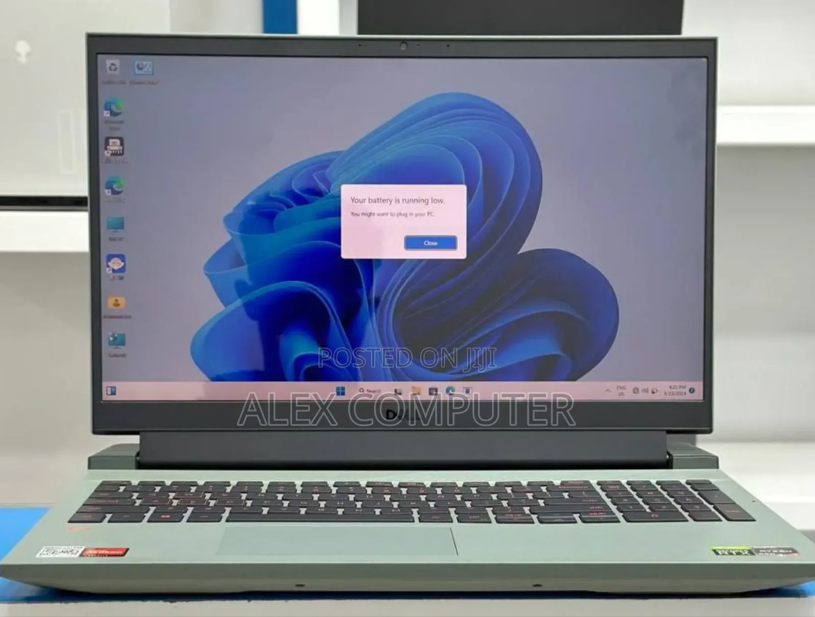 New Laptop Dell G15 5511 32GB AMD Ryzen 7 SSD 128GB