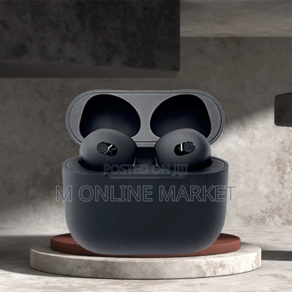 Black New Airpod Pro 3rd Gen: Clear