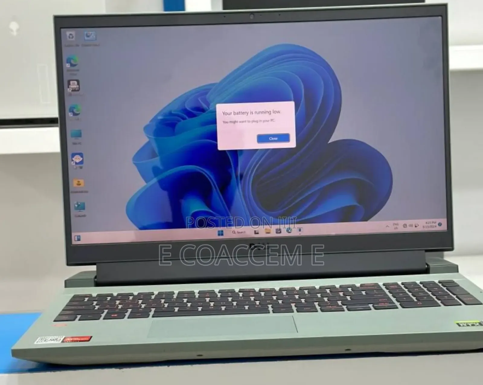 New Laptop Dell 32GB AMD Ryzen 7 SSD 512GB