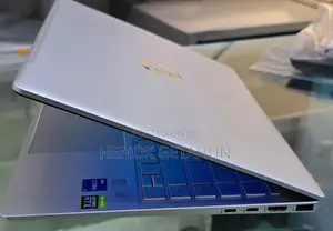 New Laptop HP Envy X360 16GB Intel Core I7 SSD 512GB