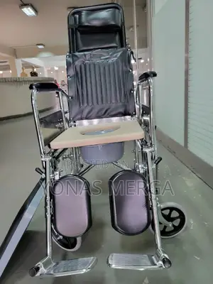 Photo - Wheelchair/Foldable Old Man With Sitting Portable Wheelchair