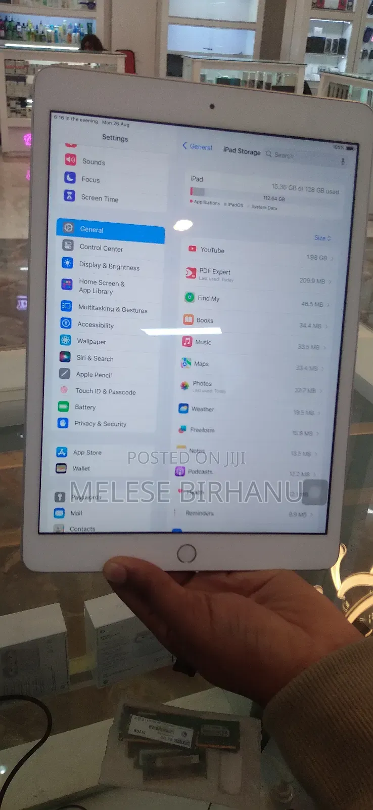 New Apple iPad Wi-Fi 128 GB Silver