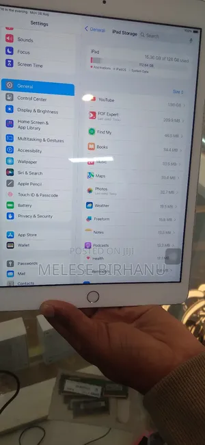 New Apple iPad Wi-Fi 128 GB Silver