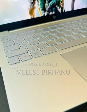 New Laptop HP 14z 16GB Intel Core I7 SSD 1T