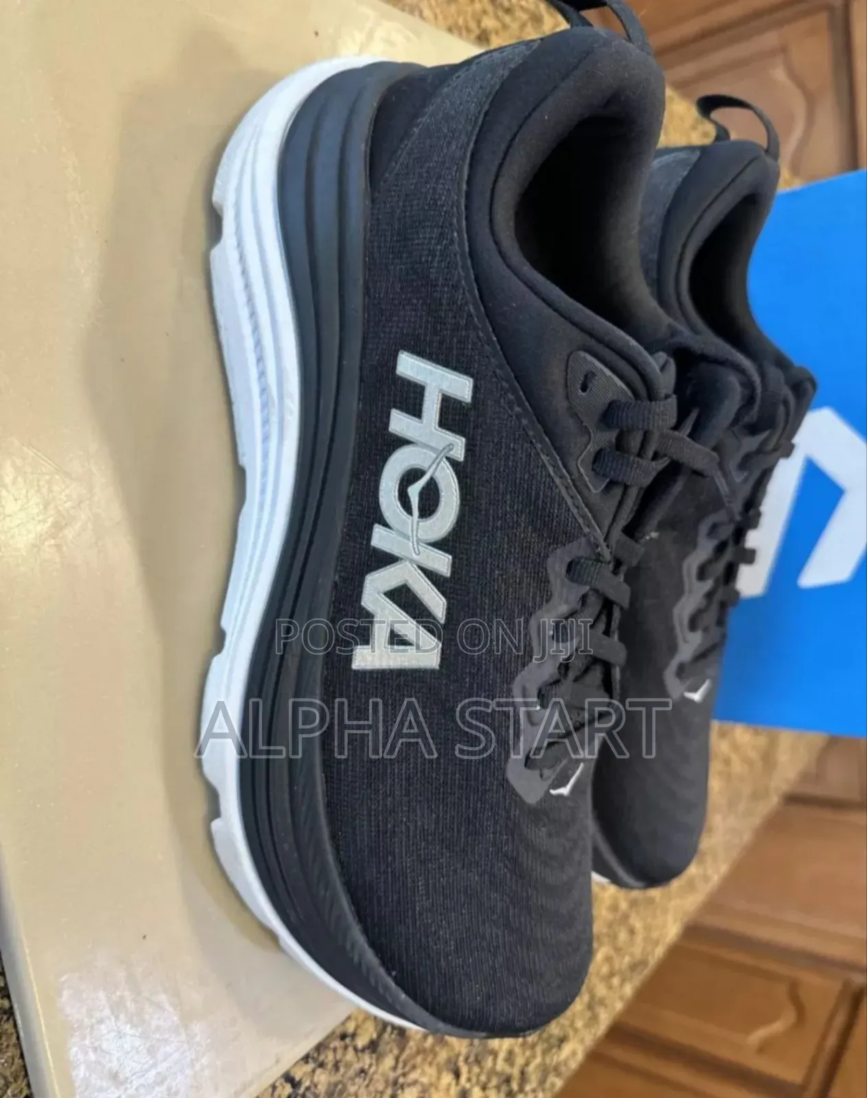 Original Hoka Runs Sneaker