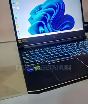 New Laptop Acer Predator Helios 300 16GB Intel Core I9 SSD 512GB