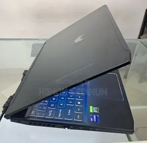 New Laptop Acer Predator Helios 300 16GB Intel Core I9 SSD 512GB