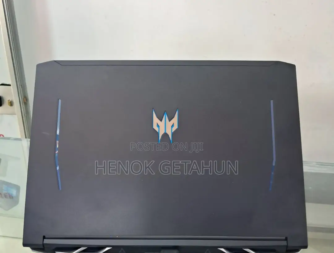 New Laptop Acer Predator Helios 300 16GB Intel Core I9 SSD 512GB