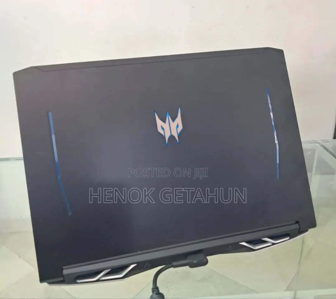 New Laptop Acer Predator Helios 300 16GB Intel Core I9 SSD 512GB