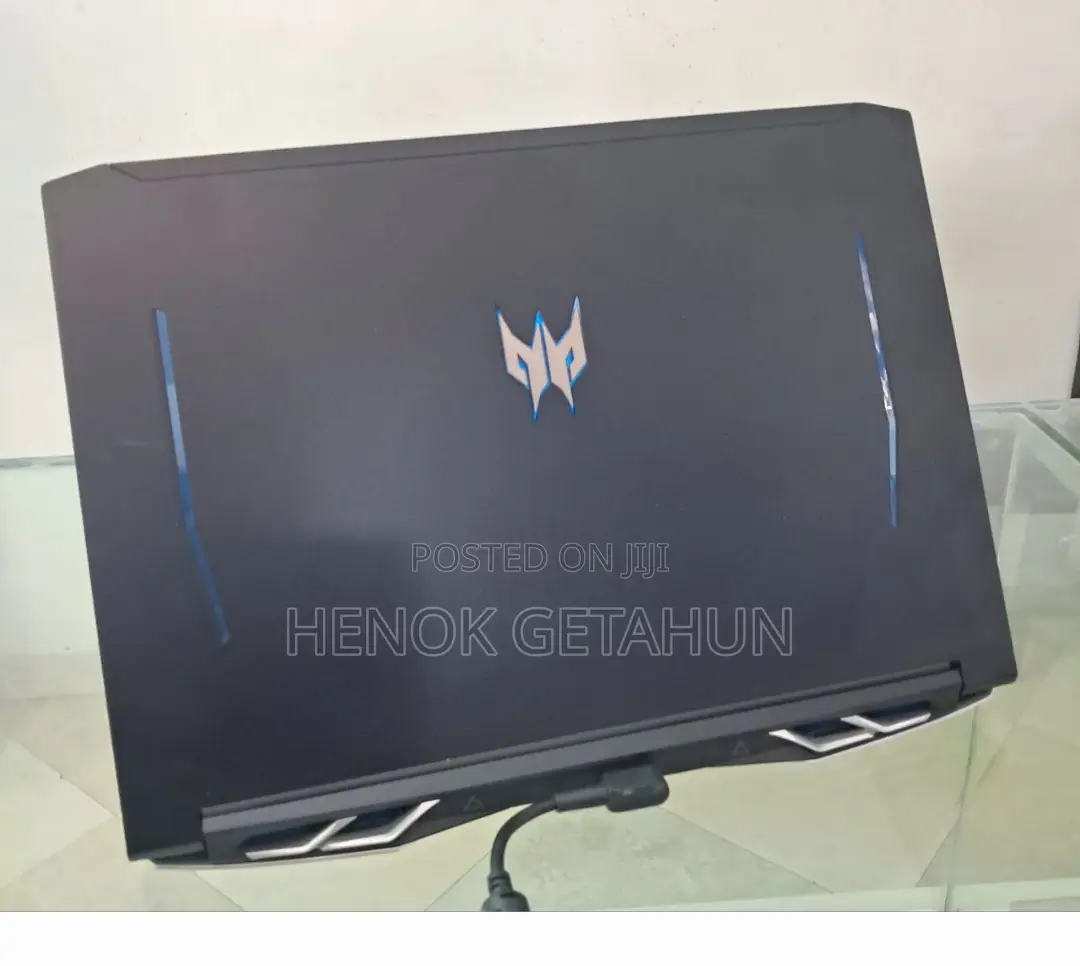 New Laptop Acer Predator Helios 300 16GB Intel Core I9 SSD 512GB