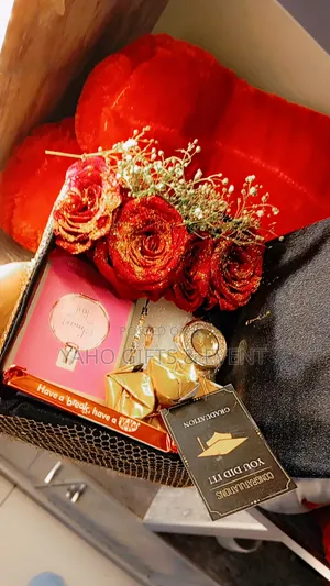 Yaho Graduation Gift Package