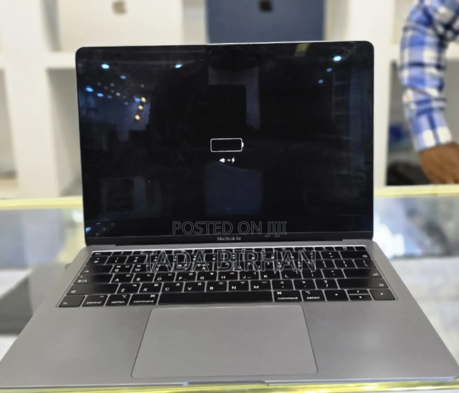 New Laptop Apple MacBook Air 2020 M1 8GB Intel Core I5 SSD 512GB