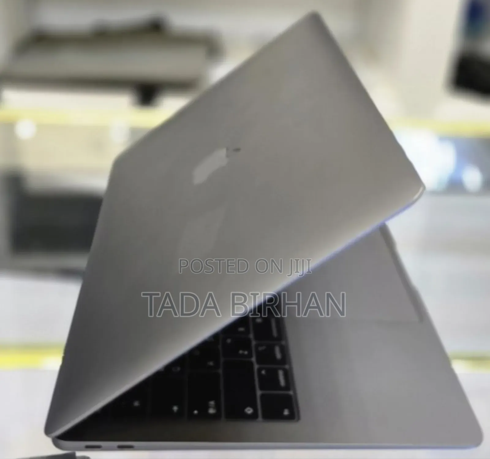 New Laptop Apple MacBook Air 2020 M1 8GB Intel Core I5 SSD 512GB