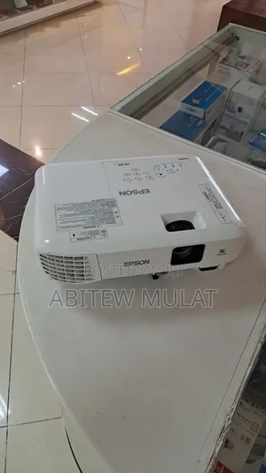 Iepson Projector BRAND NEW 
Model Name: EB-E01