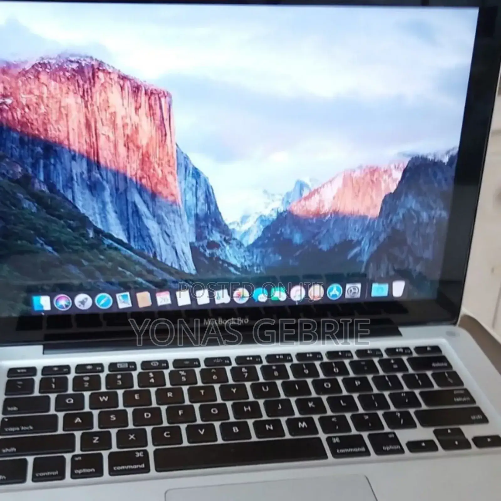 New Laptop Apple MacBook Pro 2011 8GB Intel Core I5 HDD 320GB