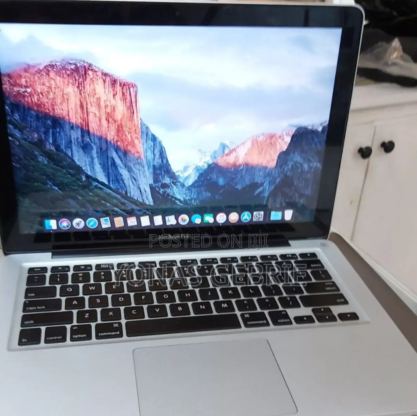 New Laptop Apple MacBook Pro 2011 8GB Intel Core I5 HDD 320GB
