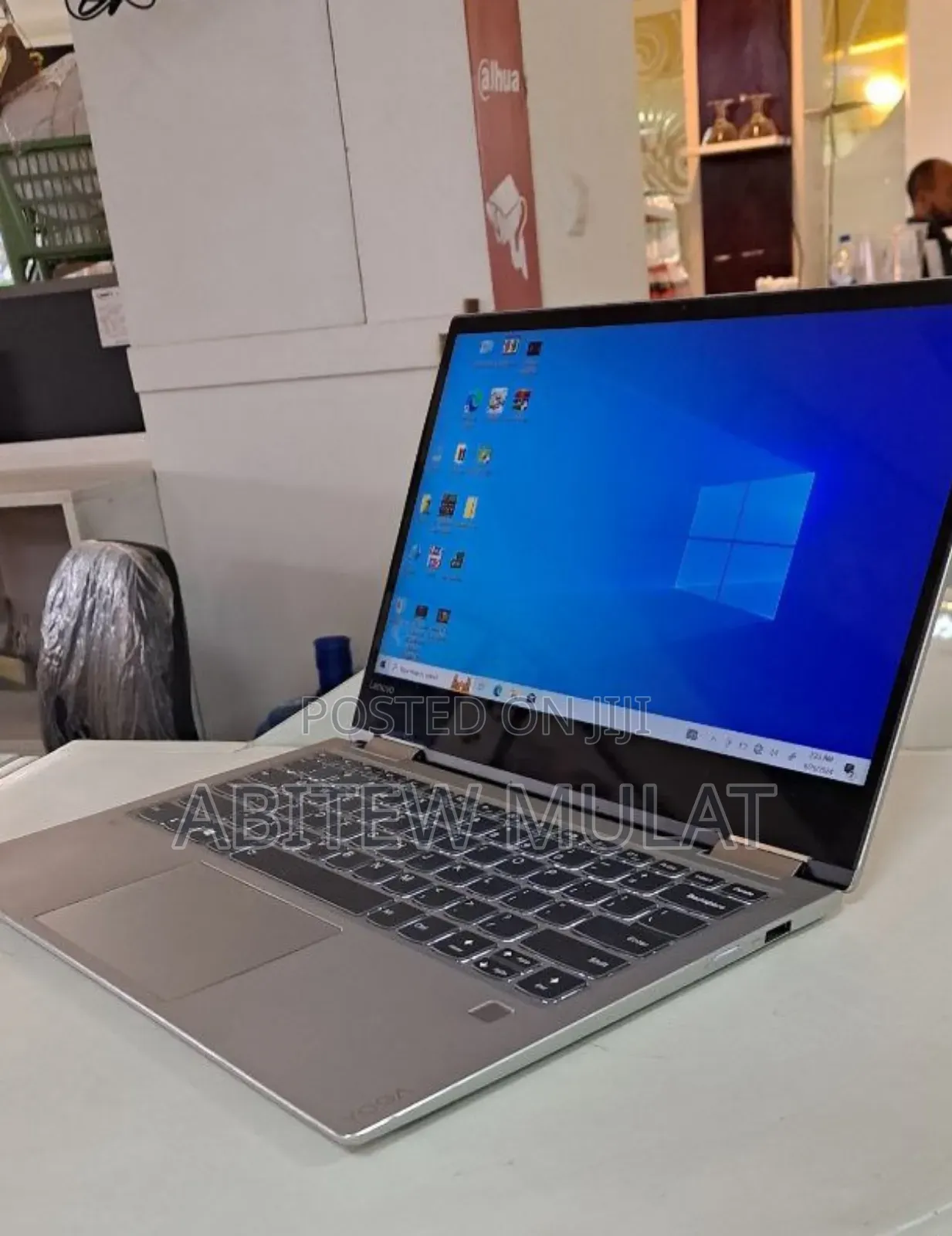 New Laptop Lenovo Yoga 730 8GB Intel Core I5 SSD 512GB