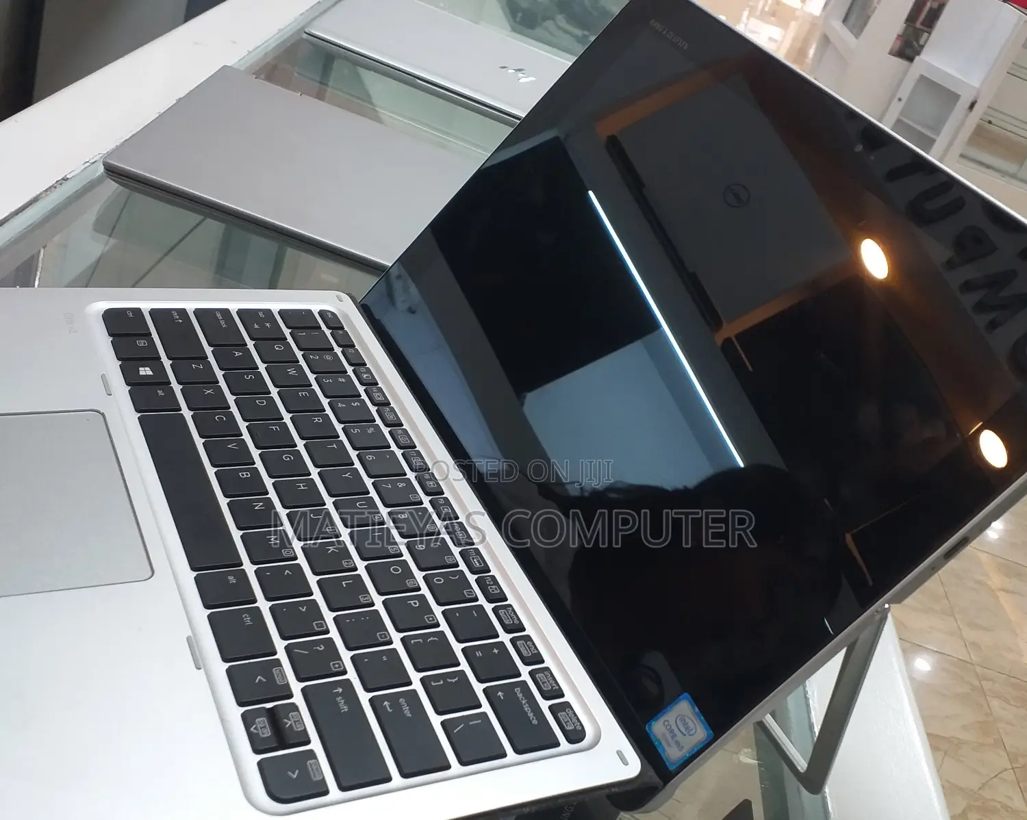 New Laptop HP X2 210 G2 8GB Intel Core M SSD 256GB