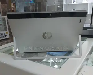 New Laptop HP X2 210 G2 8GB Intel Core M SSD 256GB