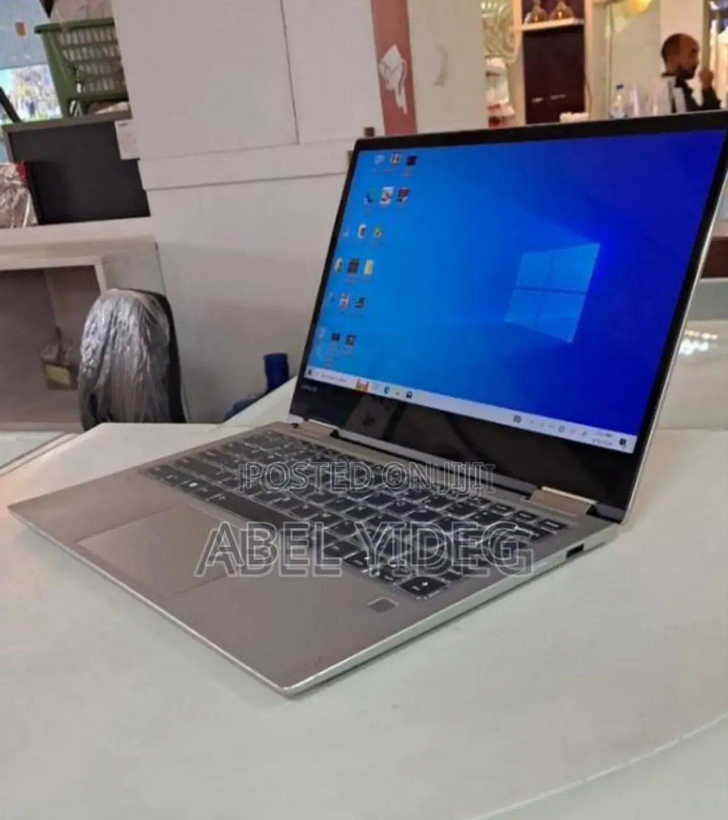 New Laptop Lenovo Yoga 730 8GB Intel Core i5 SSD 512GB