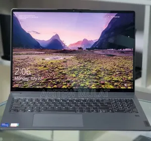 New Laptop Lenovo Yoga 9i 32GB Intel Core I7 SSD 1T