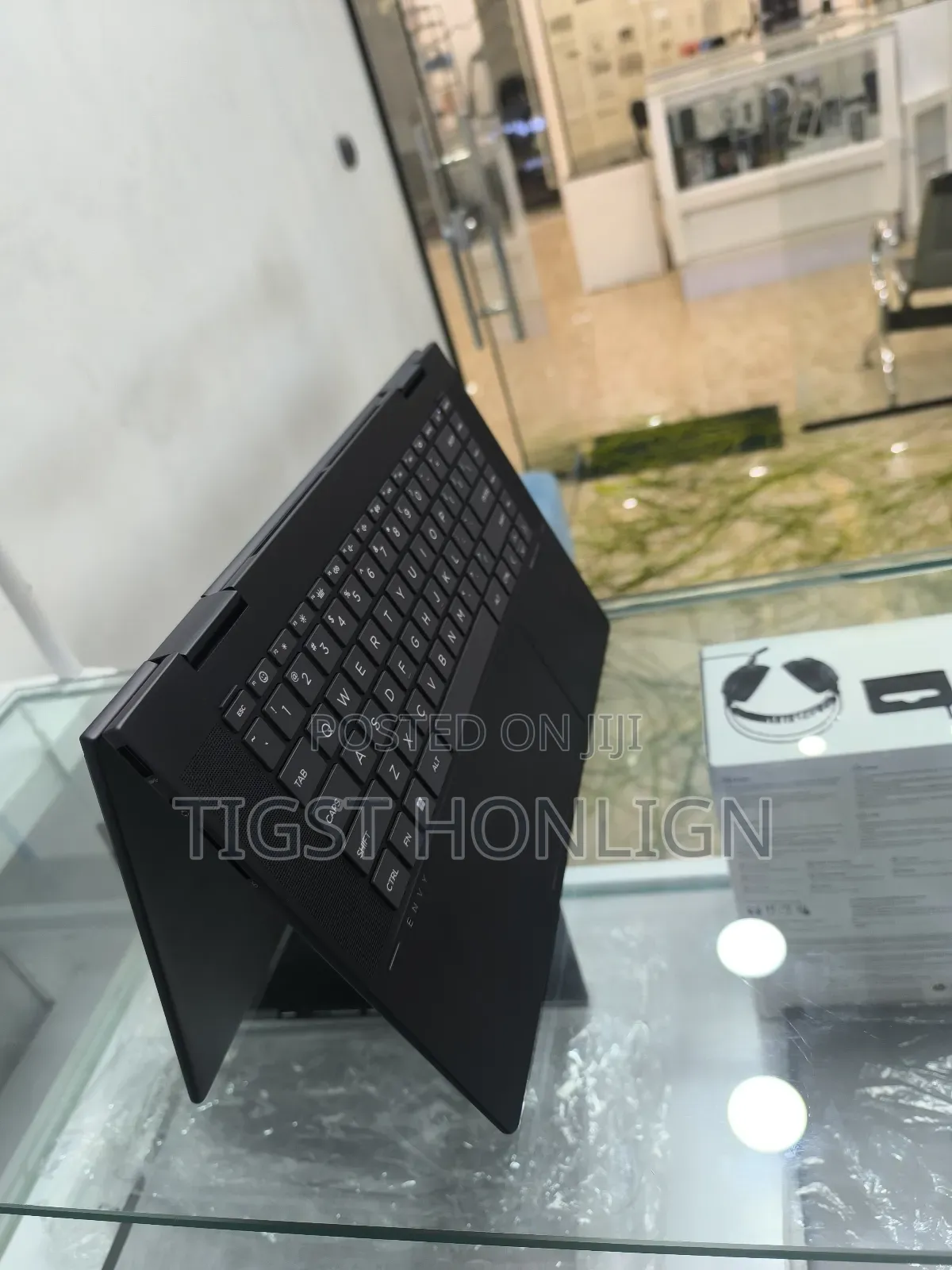 New Laptop HP Envy X360 16GB AMD Ryzen 7 SSD 512GB