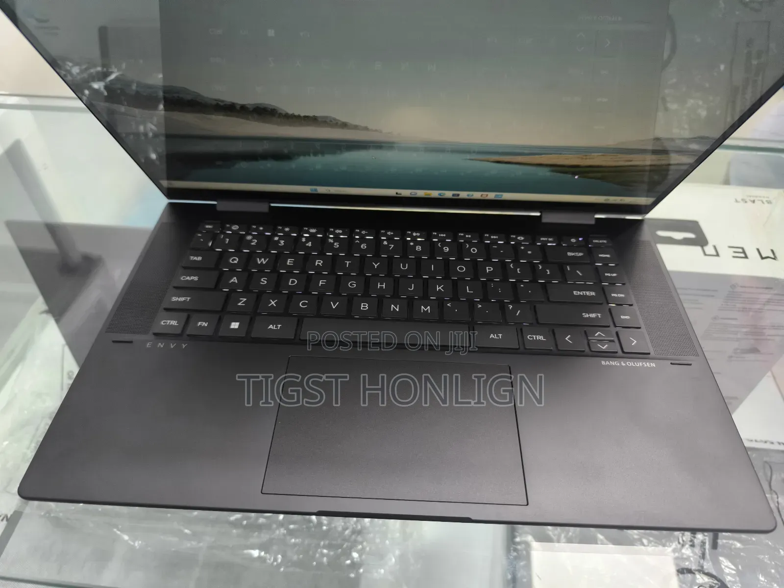 New Laptop HP Envy X360 16GB AMD Ryzen 7 SSD 512GB