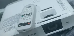 Brand New EPSON Projetor!
