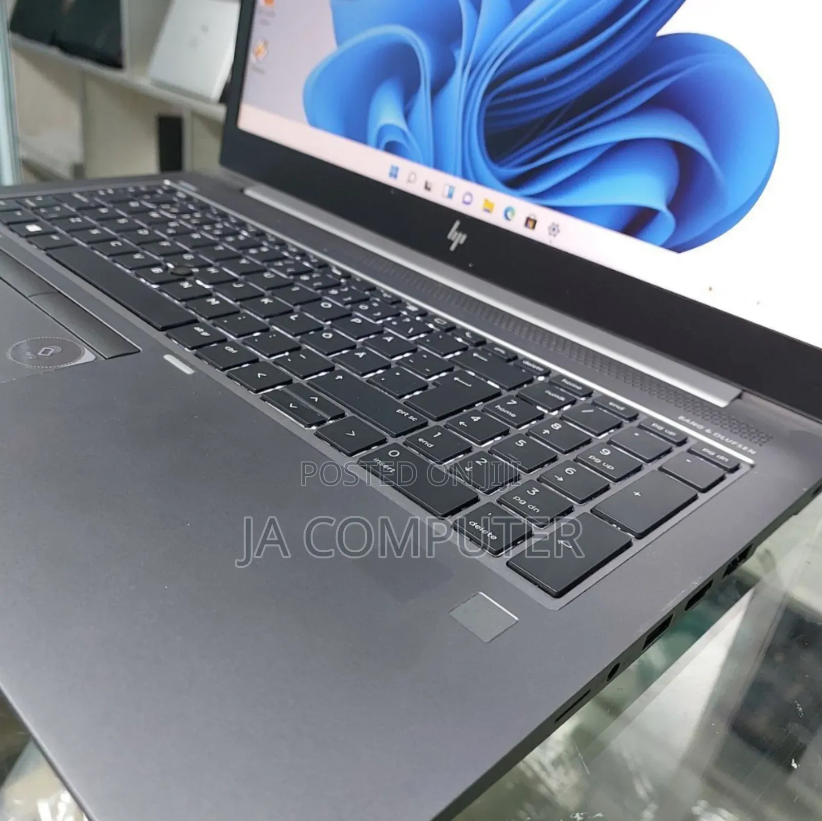 New Laptop HP ZBook 14 16GB Intel Core I5 SSD 512GB