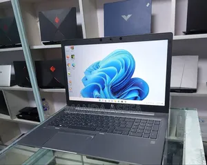 Photo - New Laptop HP ZBook 15 16GB Intel Core I7 SSD 512GB