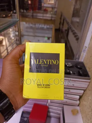 Photo - Valentino Donna Born in Roma Yellow Dream Perfume